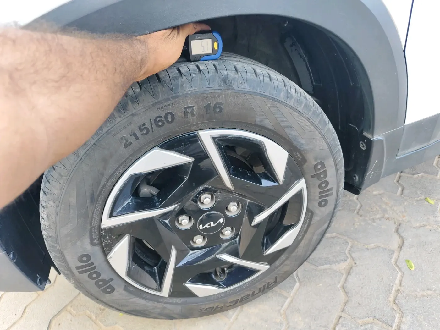 2024 KIA SONET HTX 1.5 DIESEL IMT, Diesel, Manual, 20,737 km, tyre