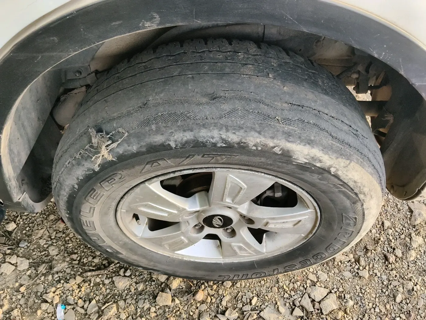 2012 Mahindra XUV500 W8, Diesel, Manual, 1,51,266 km, tyre