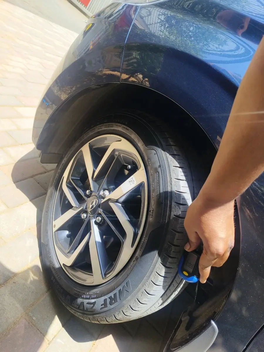 2021 Hyundai GRAND I10 NIOS SPORTZ 1.2 KAPPA VTVT DUAL TONE, Petrol, Manual, 51,335 km, tyre