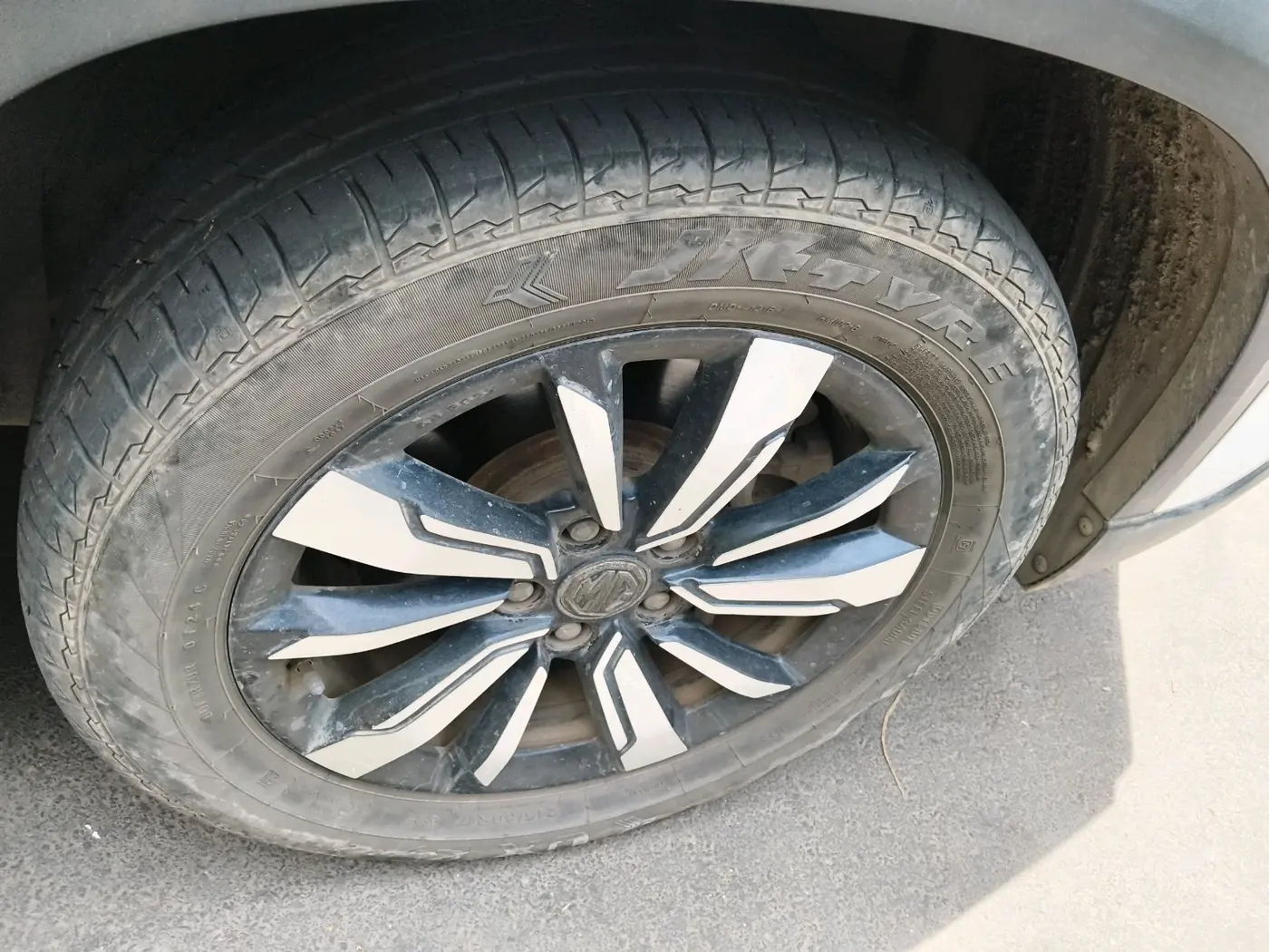 2019 MG HECTOR SHARP 2.0 DIESEL, Diesel, Manual, 67,443 km, tyre