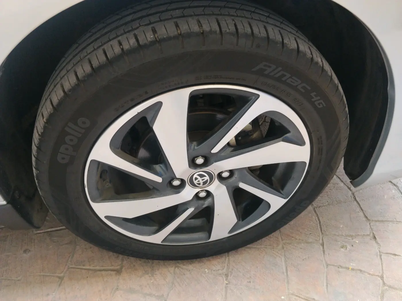 2023 Toyota Glanza G E-CNG, CNG, Manual, 41,002 km, tyre