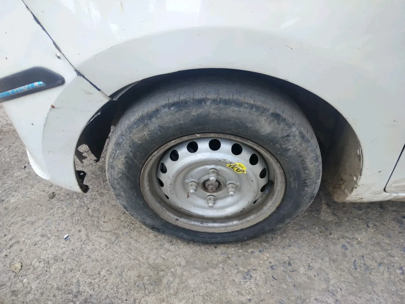 2018 Hyundai NEW SANTRO SPORTZ MT, Petrol, Manual, 1,23,254 km, tyre