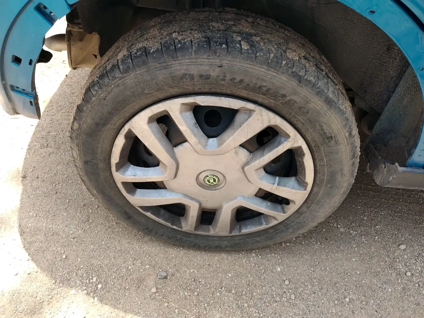 2018 Tata NEXON XM PETROL, Petrol, Manual, 84,415 km, tyre
