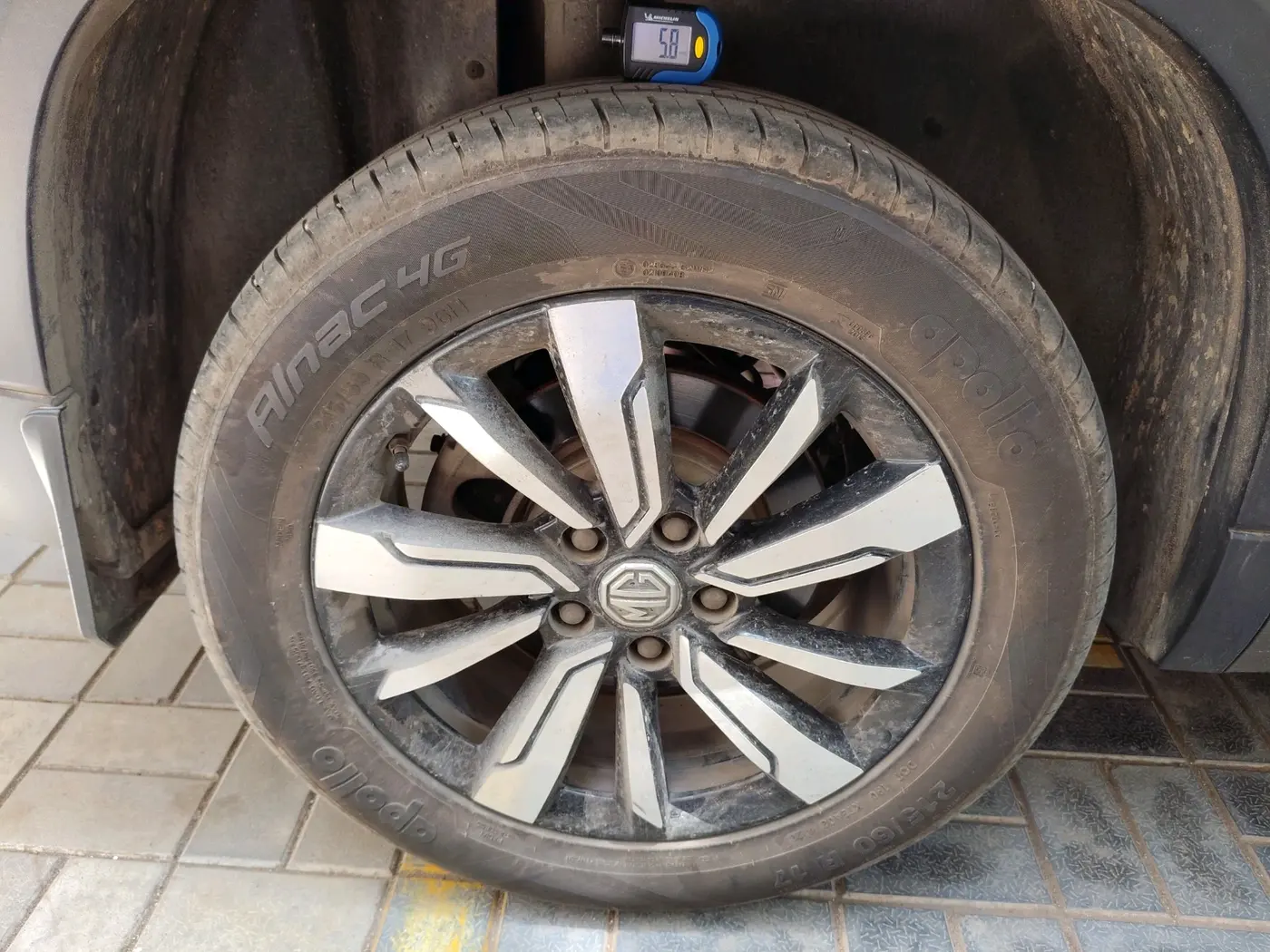 2020 MG HECTOR SMART 1.5 DCT PETROL, Petrol, Automatic, 84,891 km, tyre