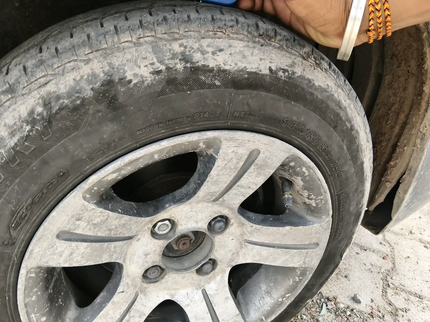 2014 Maruti Wagon R 1.0 LXI CNG, CNG, Manual, 1,73,003 km, tyre