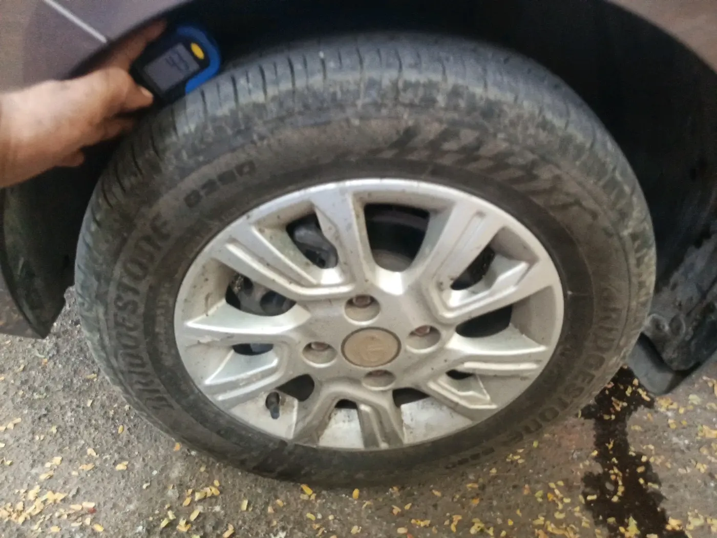2018 Tata Tiago XZ PETROL, Petrol, Manual, 44,621 km, tyre