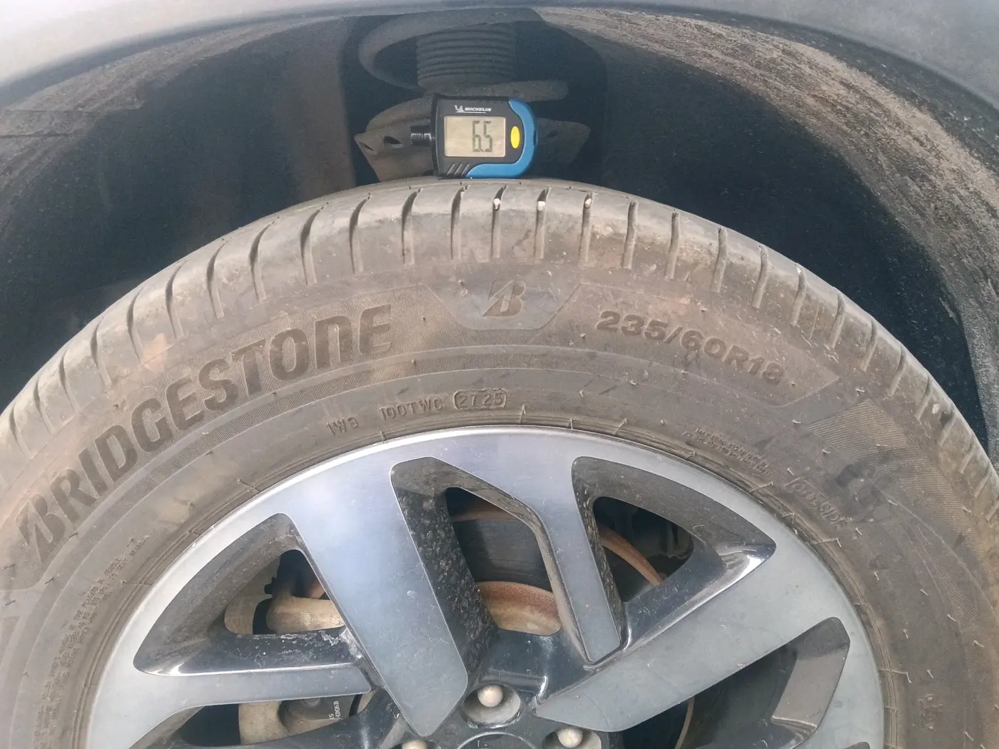 2021 Tata Safari XZ PLUS GOLD, Diesel, Manual, 80,366 km, tyre