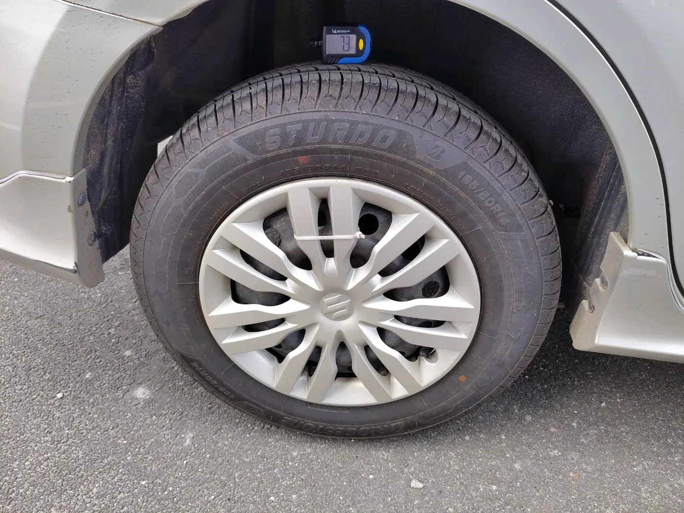 2020 Maruti Dzire VXI, Petrol, Manual, 37,115 km, tyre