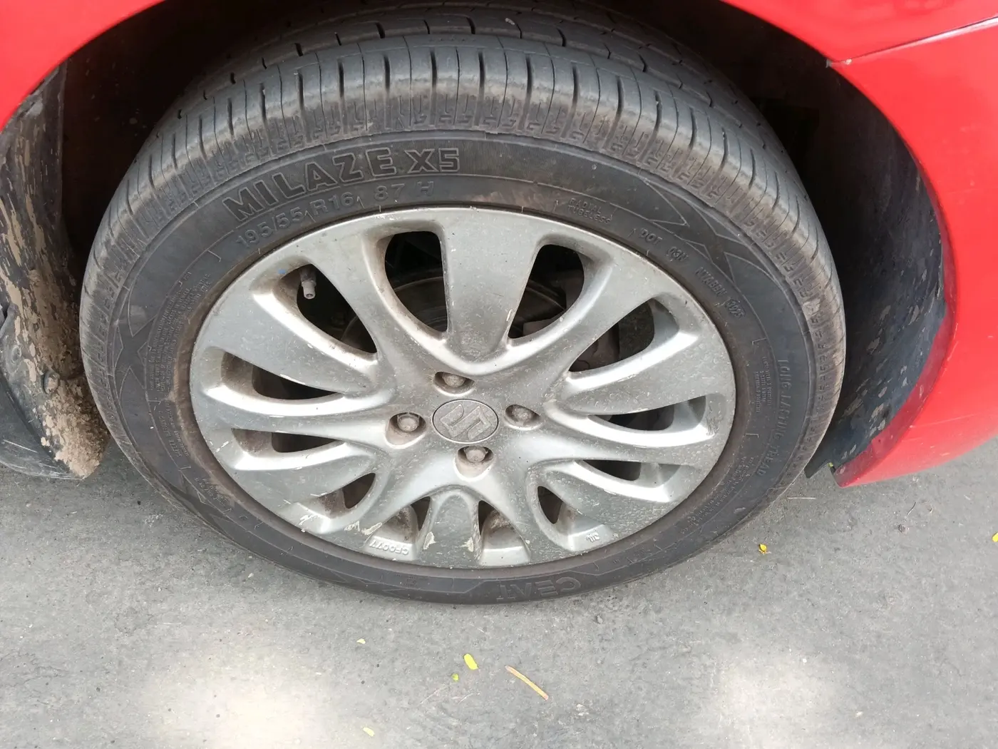 2016 Maruti Baleno ALPHA PETROL 1.2, Petrol, Manual, 68,971 km, tyre