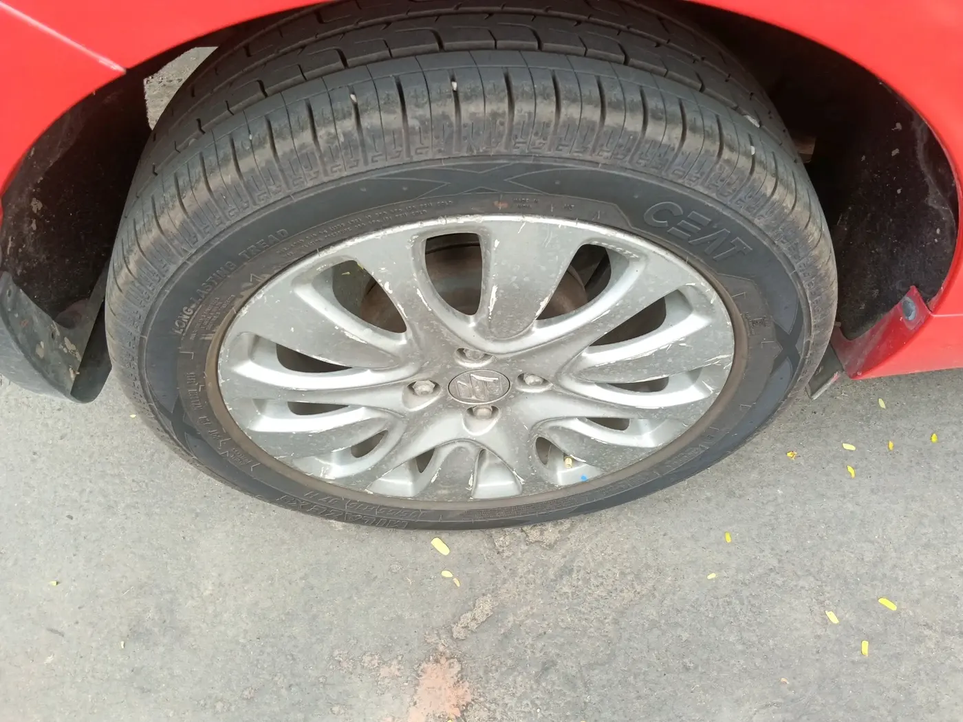 2016 Maruti Baleno ALPHA PETROL 1.2, Petrol, Manual, 68,971 km, tyre