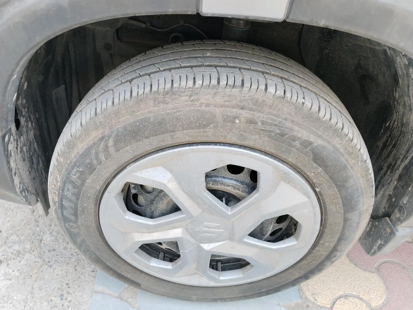 2024 Maruti BREZZA VXI, Petrol, Manual, 10,383 km, tyre