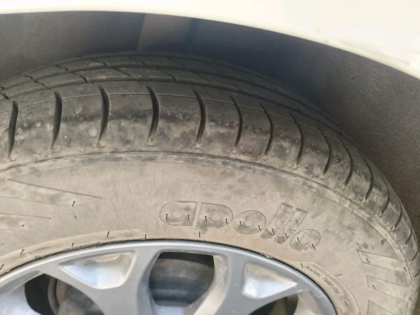 2014 Ford Figo TITANIUM 1.2 PETROL, Petrol, Manual, 18,597 km, tyre