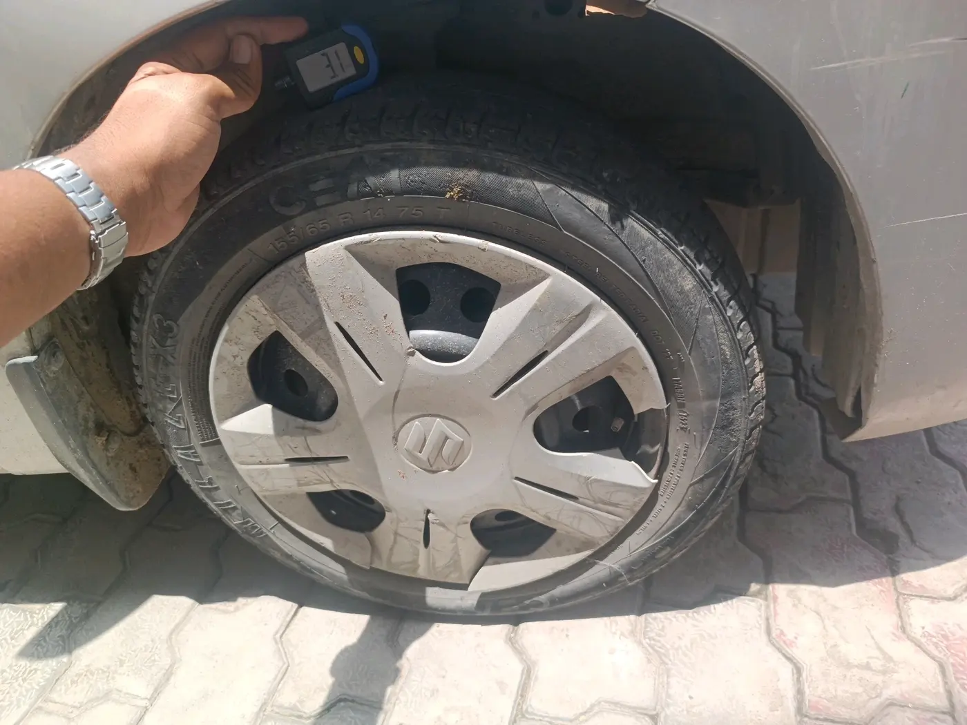2018 Maruti Wagon R 1.0 VXI, Petrol, Manual, 98,458 km, tyre