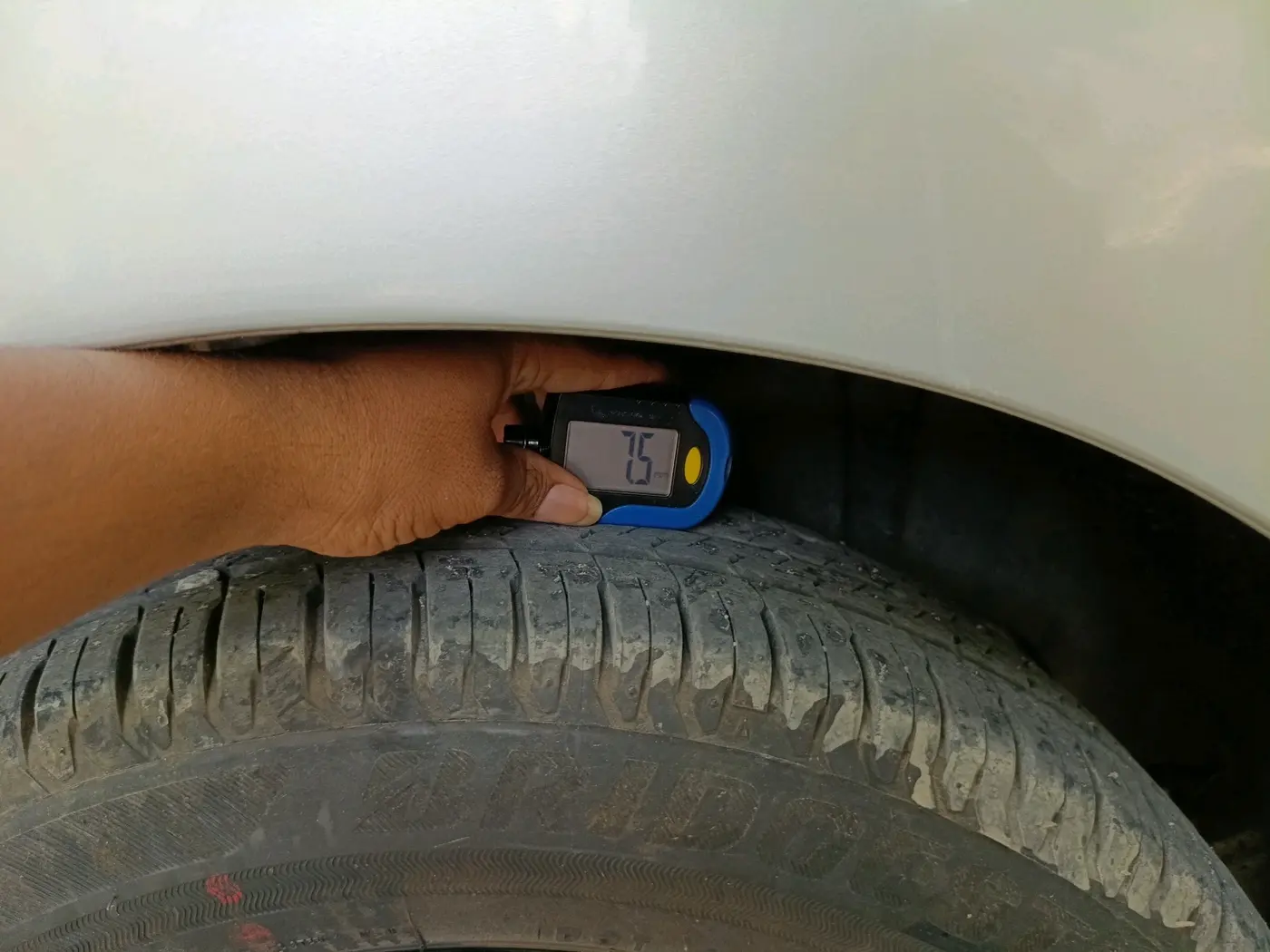 2020 Maruti Ertiga ZXI AT SHVS, Petrol, Automatic, 65,377 km, tyre