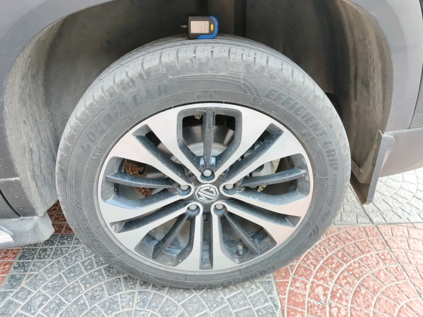 2022 MG HECTOR SHARP 1.5 PETROL CVT, Petrol, Automatic, 44,293 km, tyre