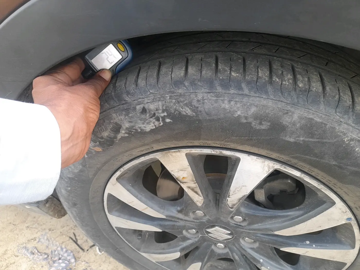 2018 Maruti S Cross ZETA 1.3, Diesel, Manual, 1,08,434 km, tyre