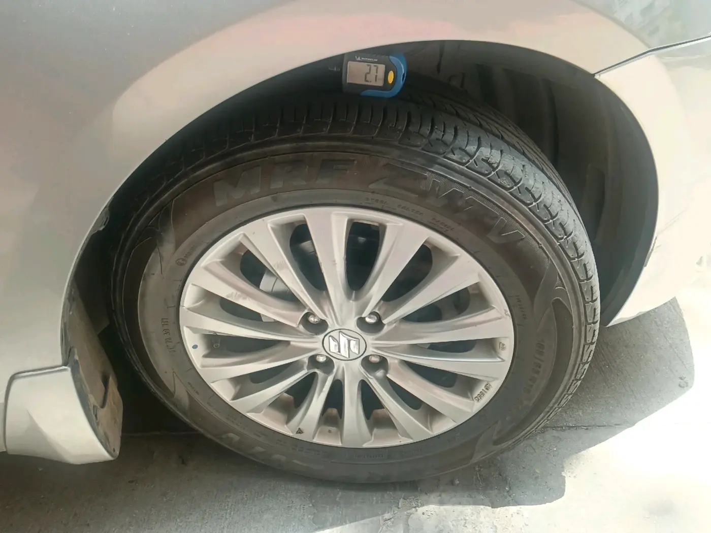 2018 Maruti Ciaz DELTA 1.5 SHVS MT PETROL, Petrol, Manual, 35,899 km, tyre