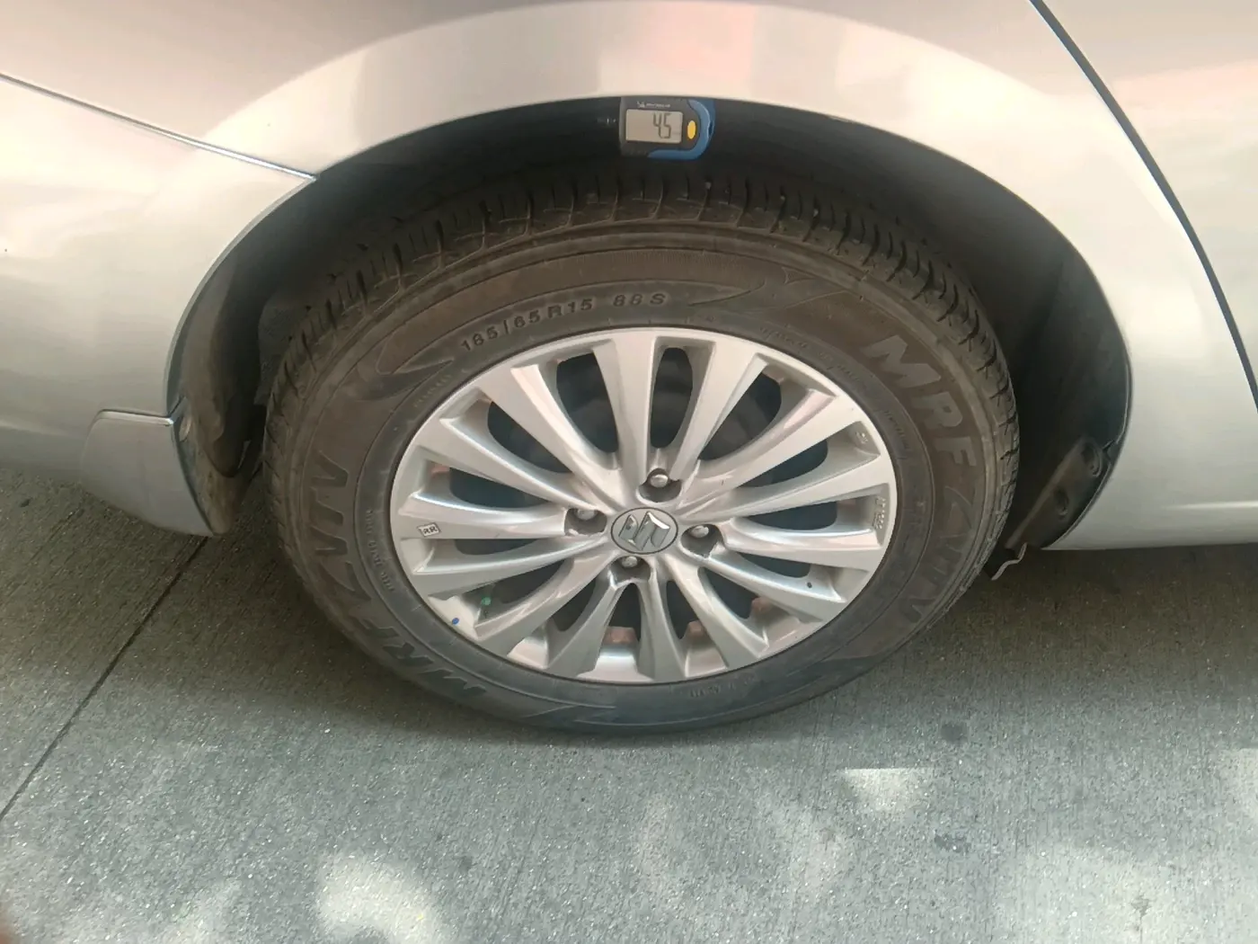 2018 Maruti Ciaz DELTA 1.5 SHVS MT PETROL, Petrol, Manual, 35,899 km, tyre
