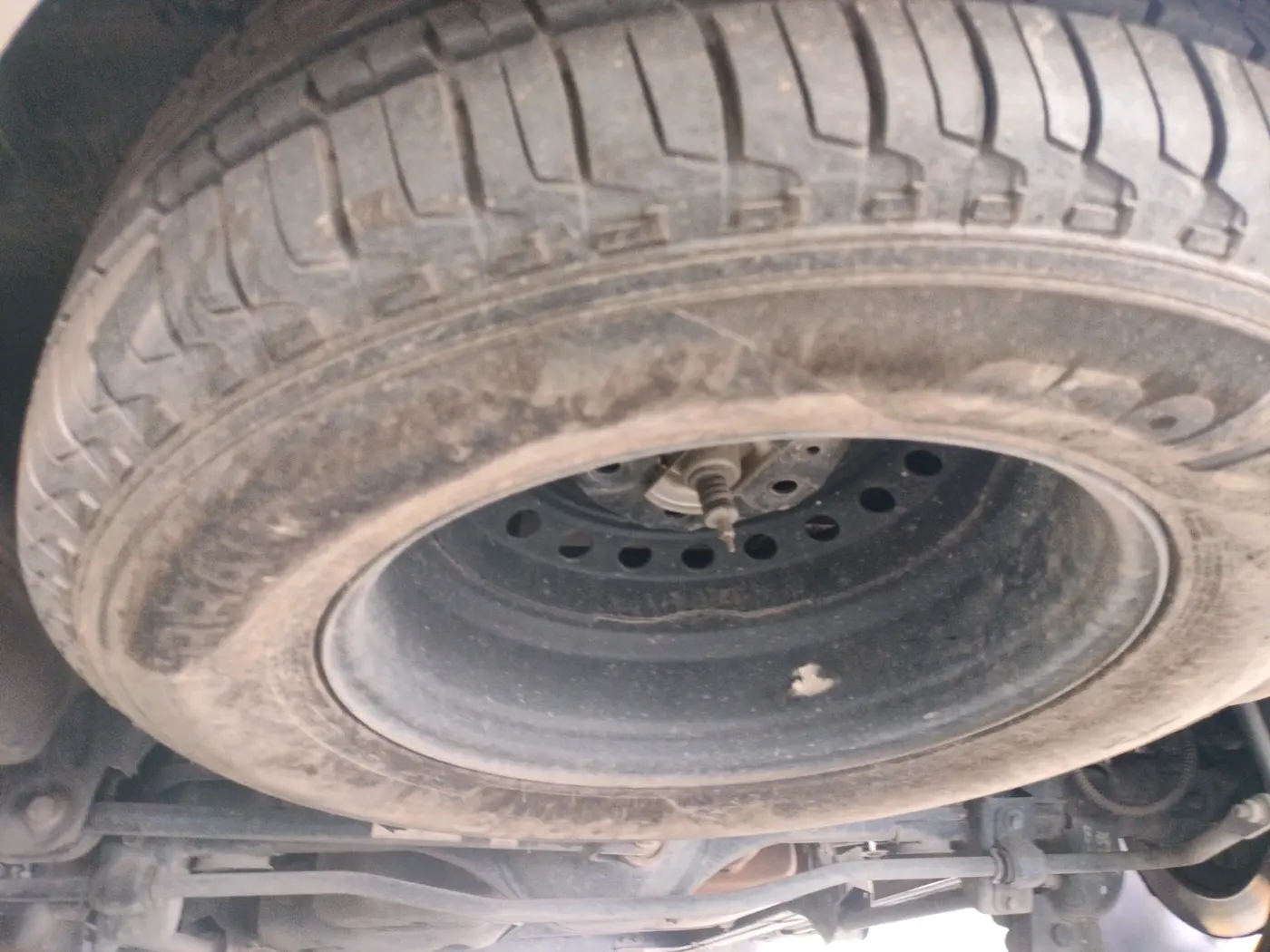 2023 Mahindra SCORPIO-N Z4 DIESEL AT 2WD 7 STR, Diesel, Automatic, 68,169 km, tyre