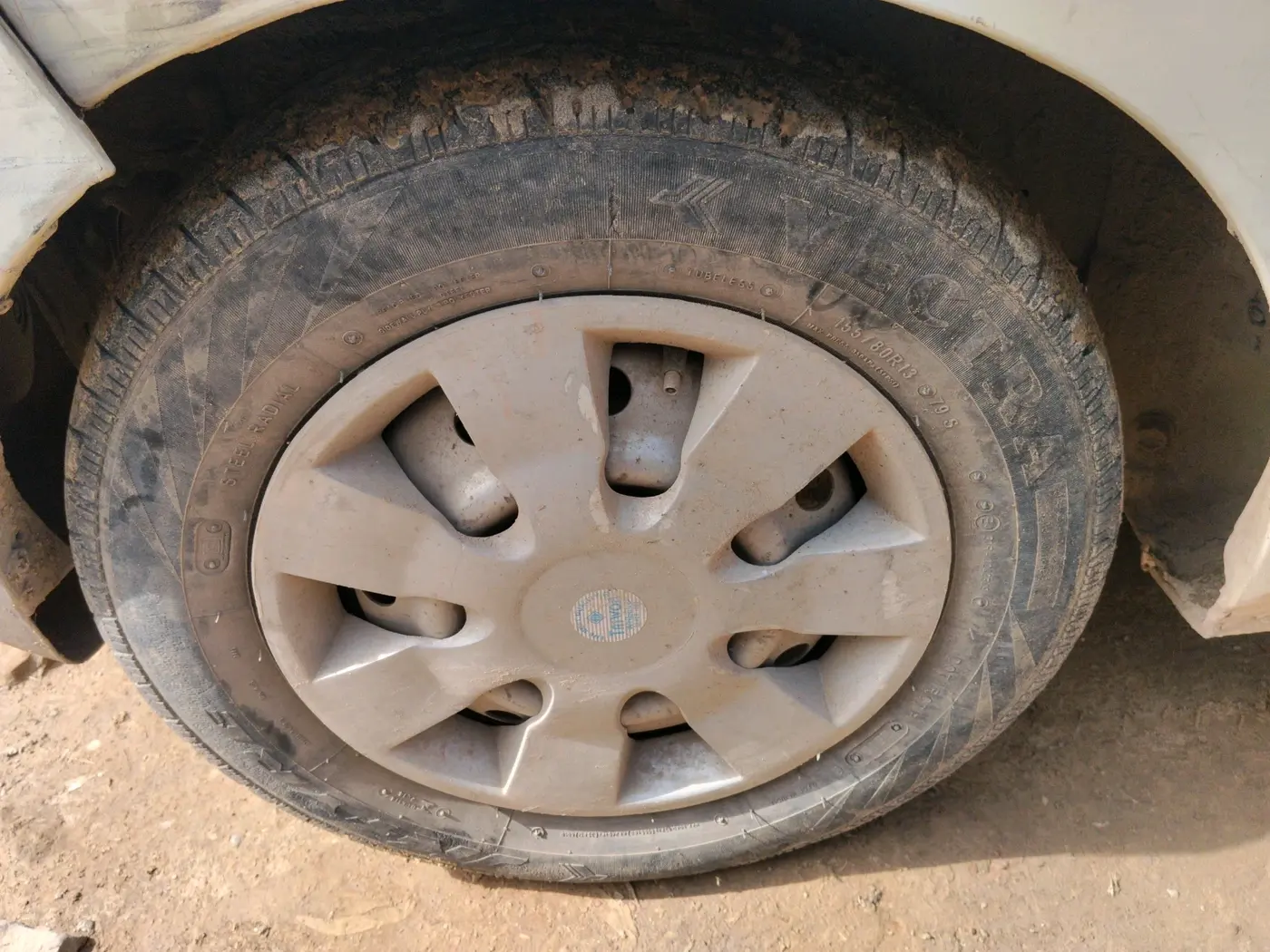 2014 Maruti Celerio LXI, CNG, Manual, 1,11,931 km, tyre