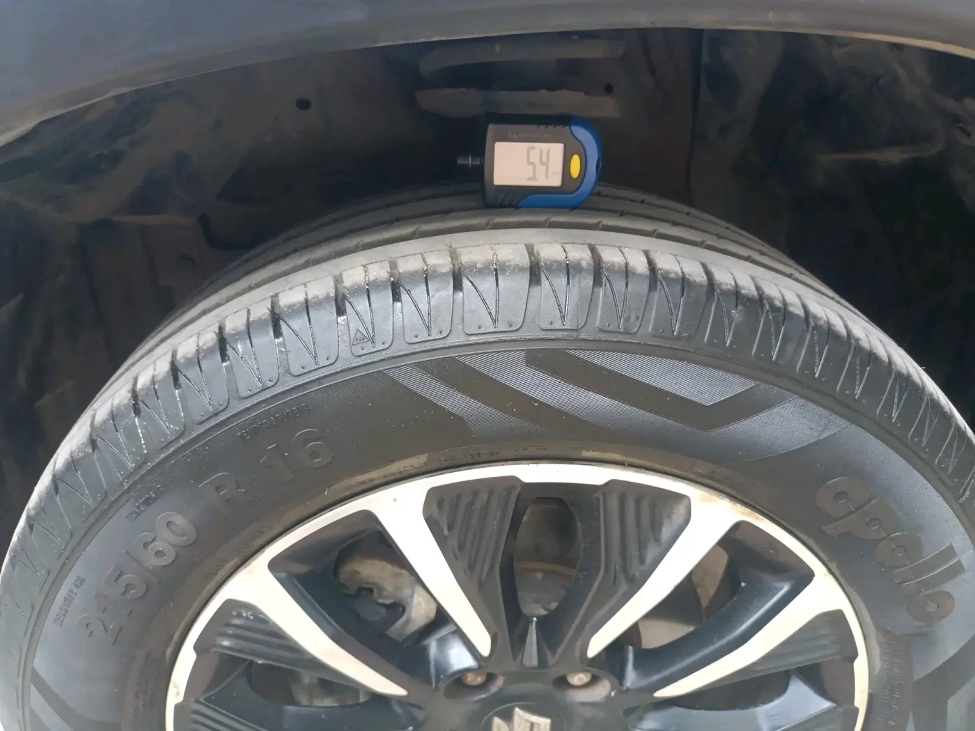 2022 Maruti Vitara Brezza ZXI PLUS, Petrol, Manual, 39,843 km, tyre