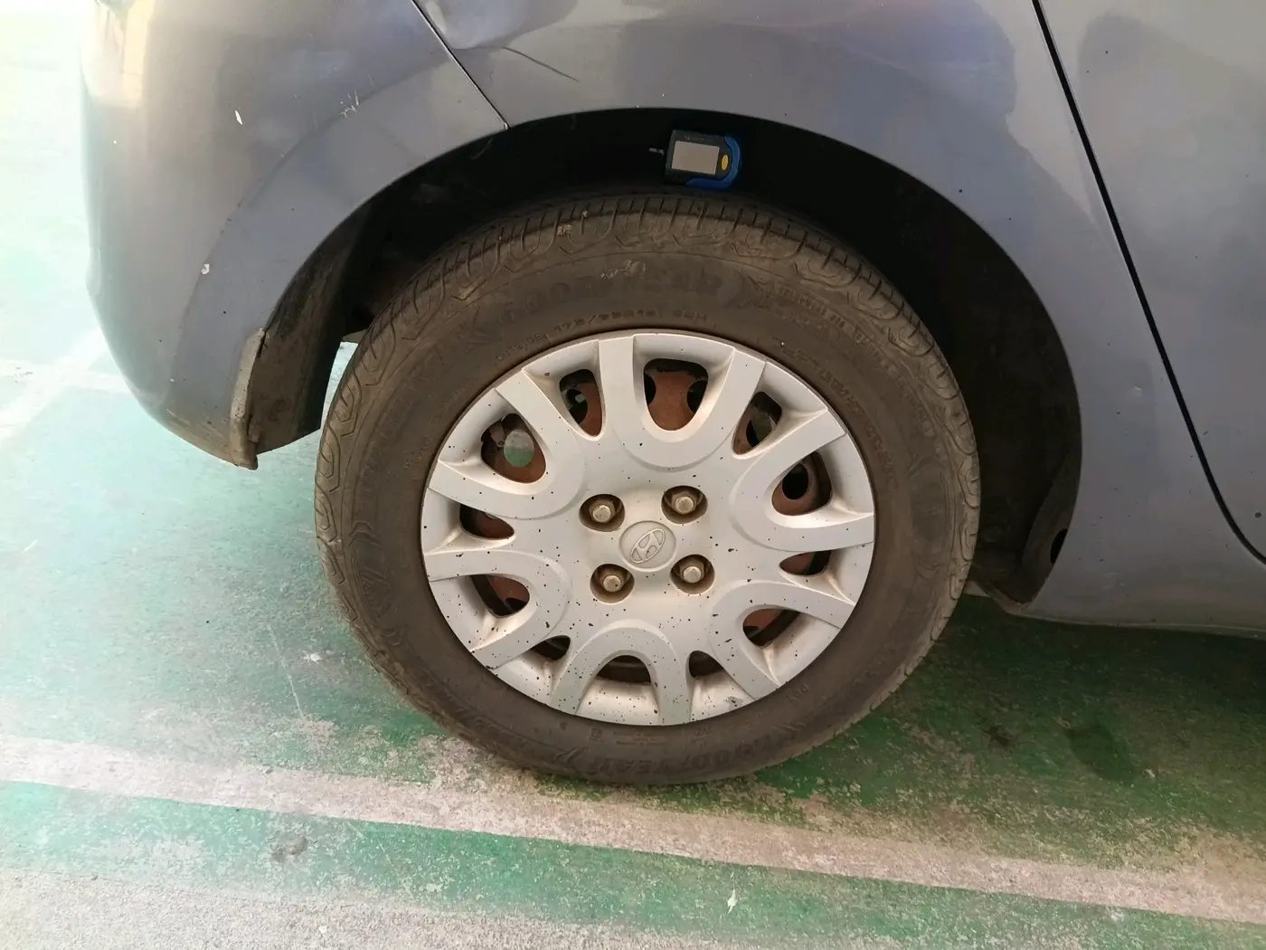 2011 Hyundai i20 MAGNA 1.2, CNG, Manual, 99,223 km, tyre