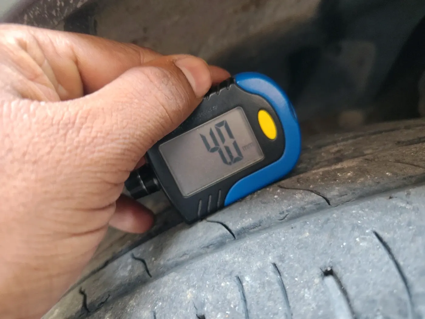2022 Mahindra XUV300 W8 (O) 1.2 PETROL, Petrol, Manual, 70,975 km, tyre