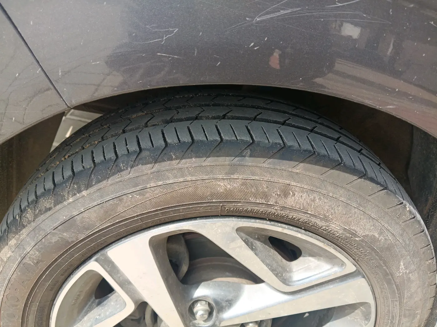 2020 Hyundai AURA SX 1.2, Petrol, Manual, 48,020 km, tyre