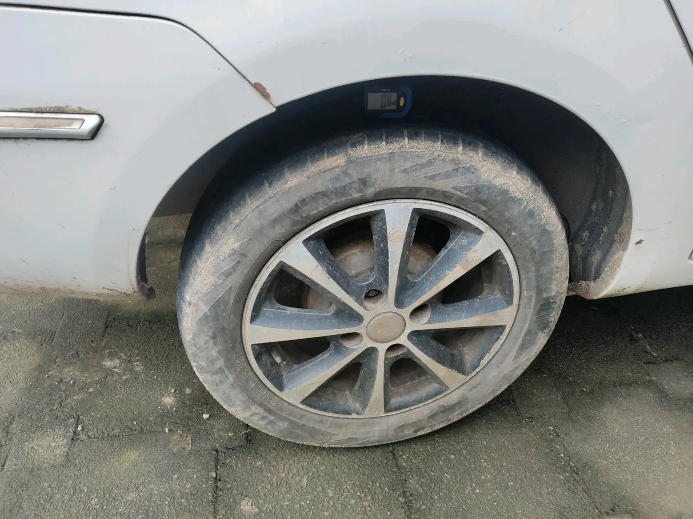 2011 Tata Manza ELAN QUADRAJET, Diesel, Manual, 1,84,963 km, tyre