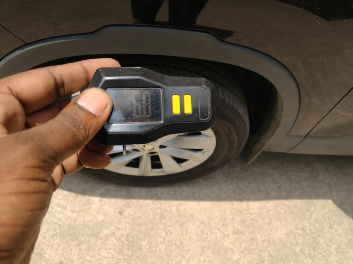 2025 Skoda Kylaq Signature Plus AT, Petrol, Automatic, 2,063 km, tyre