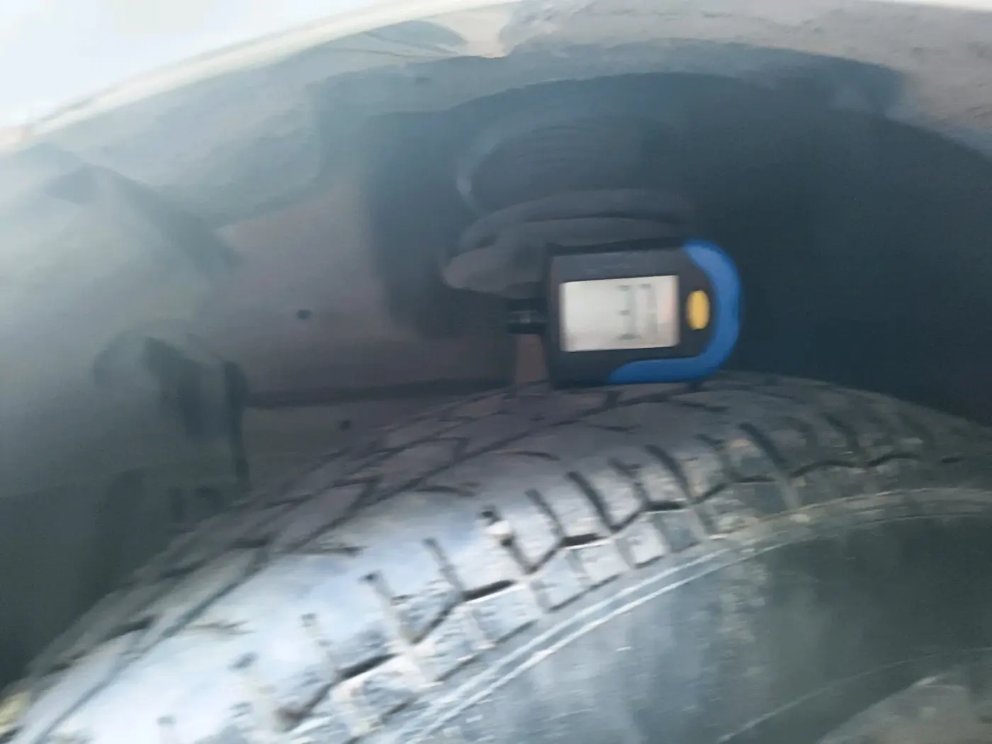 2013 Maruti Swift Dzire VXI, Petrol, Manual, 63,926 km, tyre