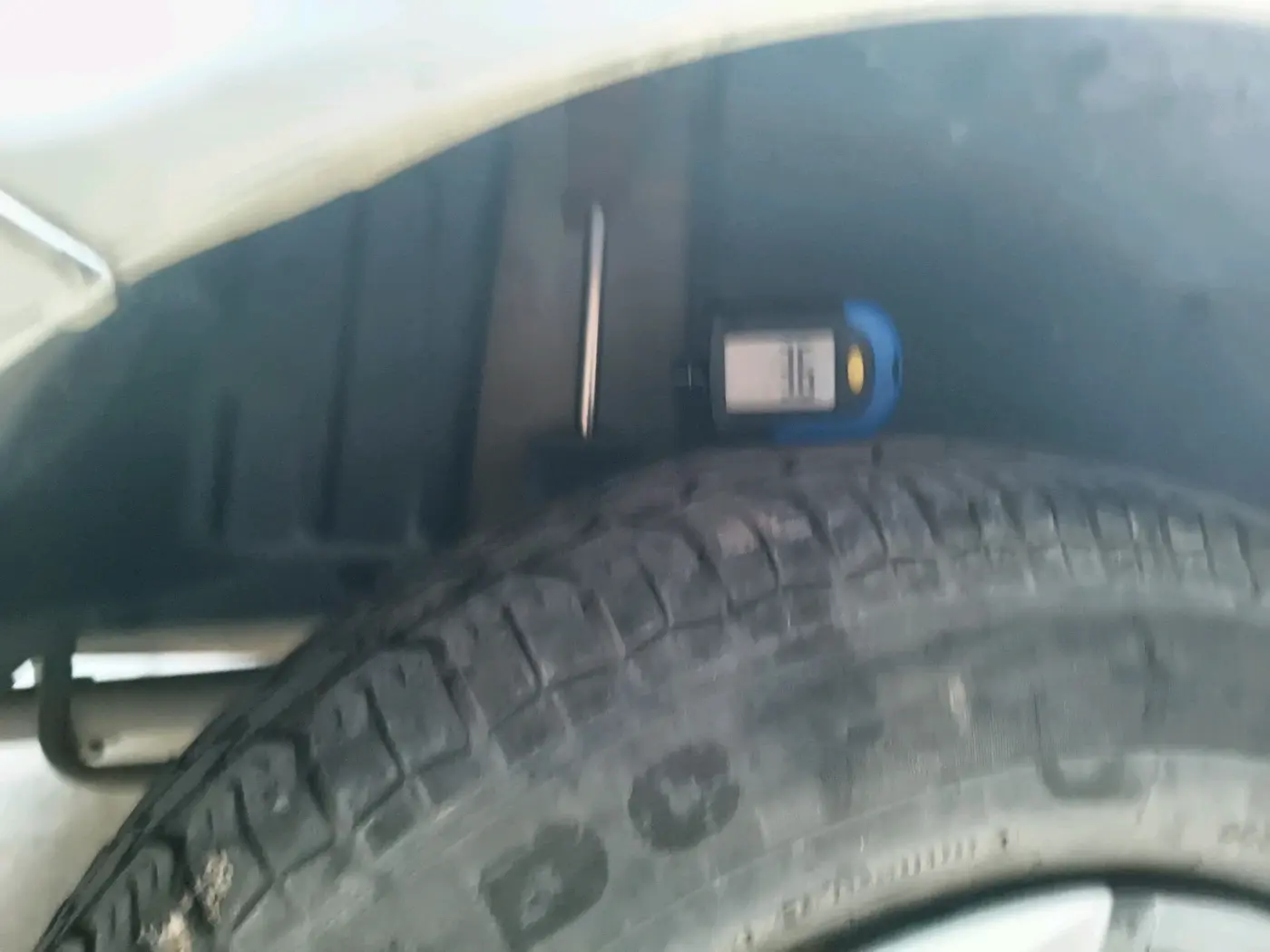 2013 Maruti Swift Dzire VXI, Petrol, Manual, 63,926 km, tyre