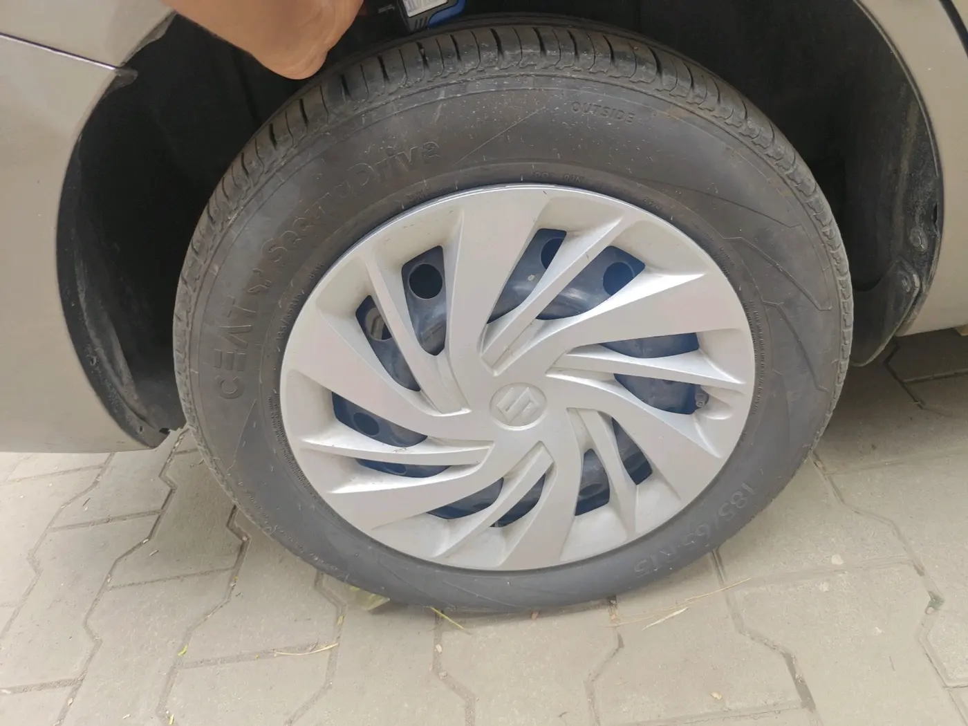 2020 Maruti Ertiga VXI CNG, CNG, Manual, 89,007 km, tyre