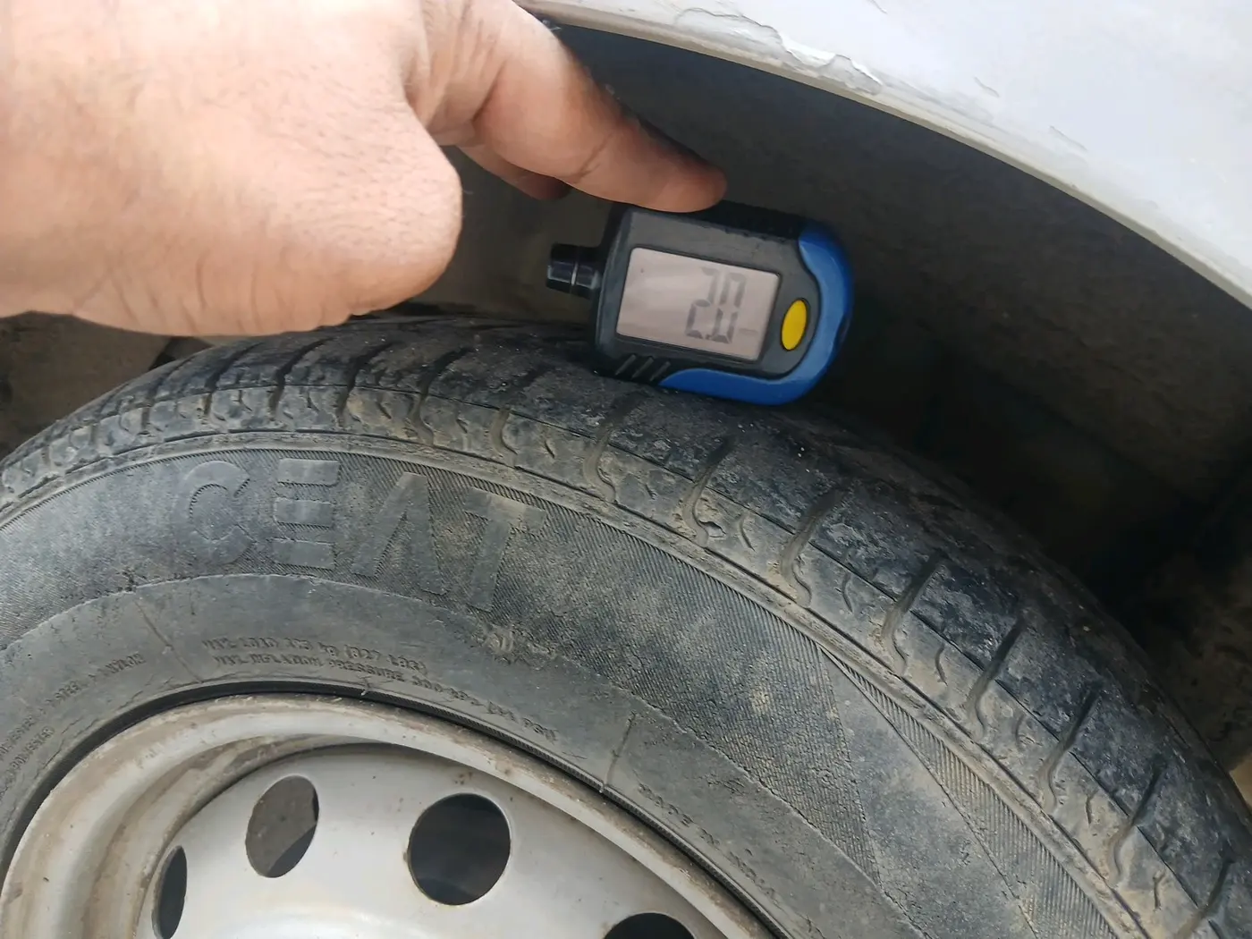 2012 Hyundai Eon ERA, Petrol, Manual, 96,213 km, tyre
