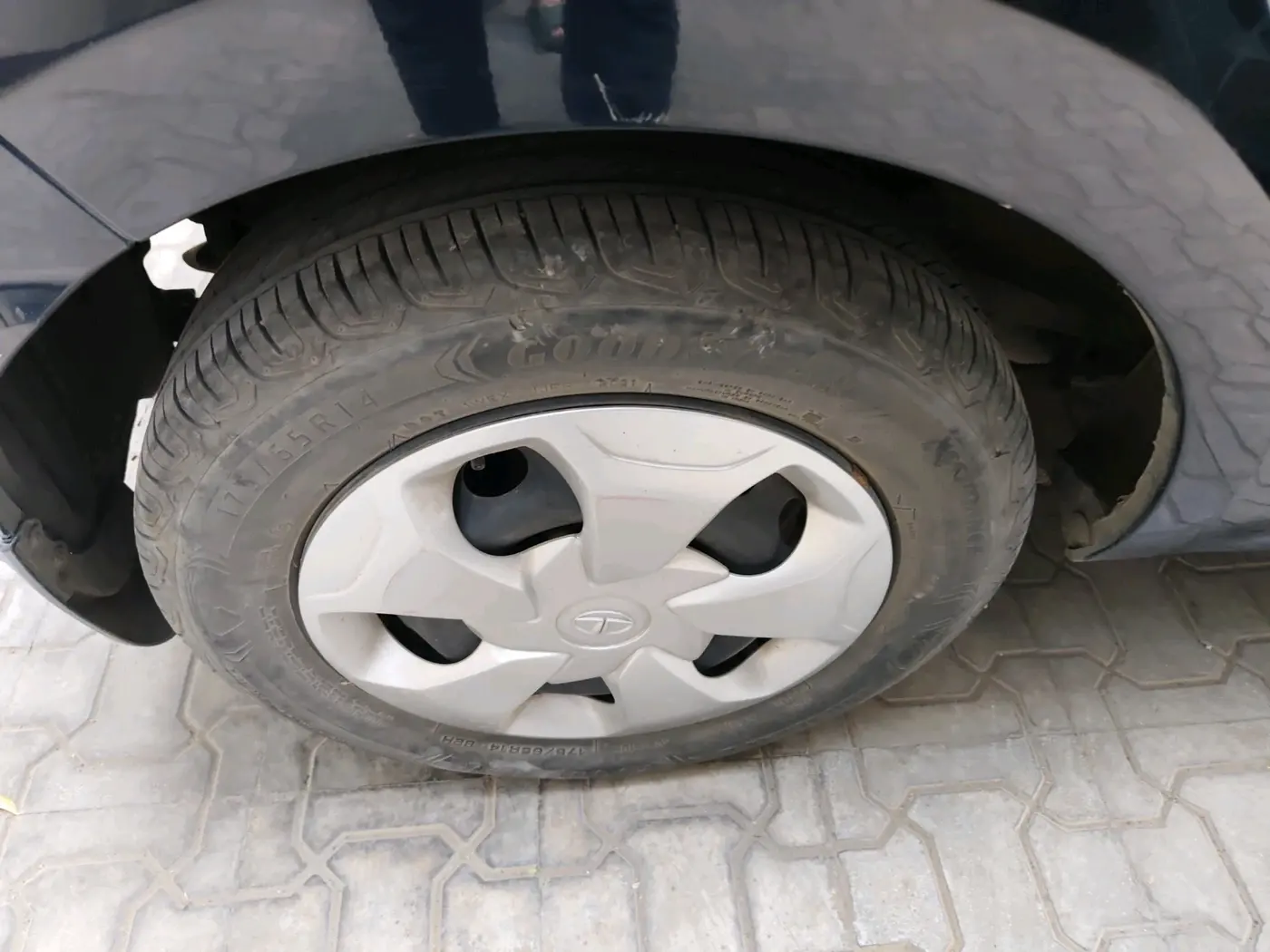 2021 Tata Tiago XT (O) PETROL, Petrol, Manual, 14,520 km, tyre