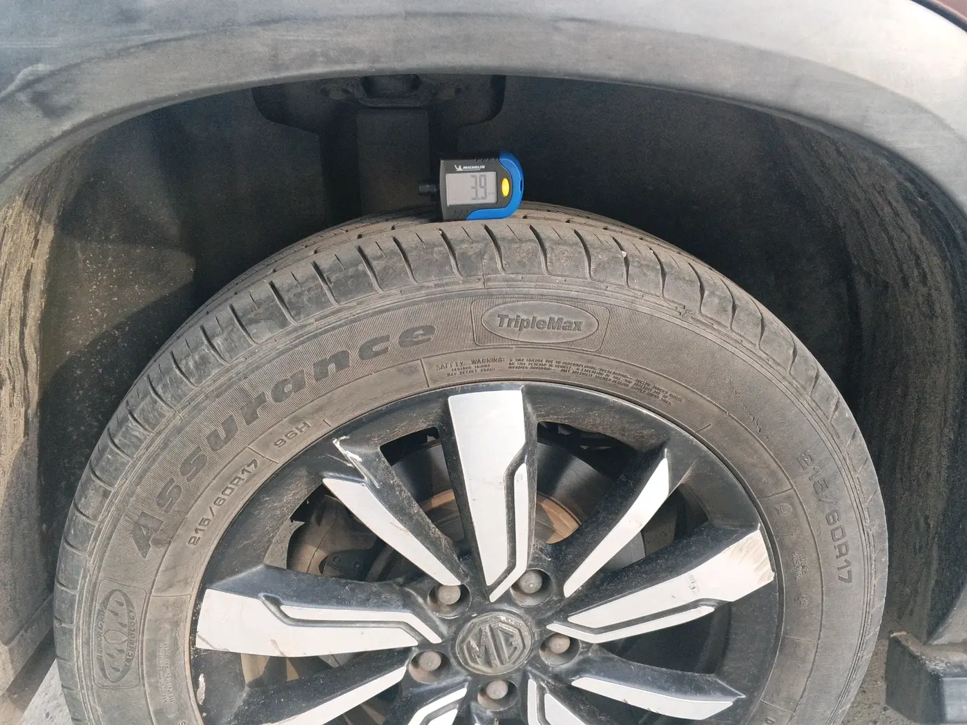 2019 MG HECTOR SHARP 1.5 DCT PETROL, Petrol, Automatic, 64,303 km, tyre