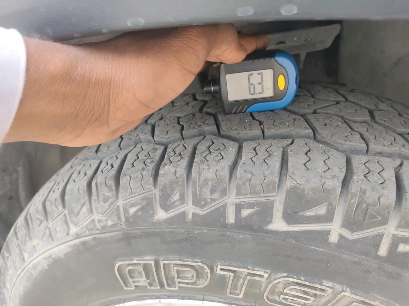 2019 Tata Harrier XZ 2.0L, Diesel, Manual, 86,520 km, tyre