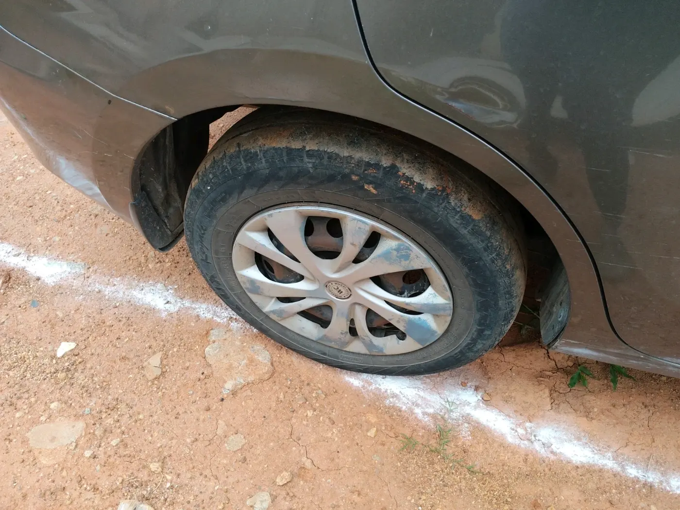 2018 Maruti Dzire VDI AMT, Diesel, Automatic, 3,46,845 km, tyre