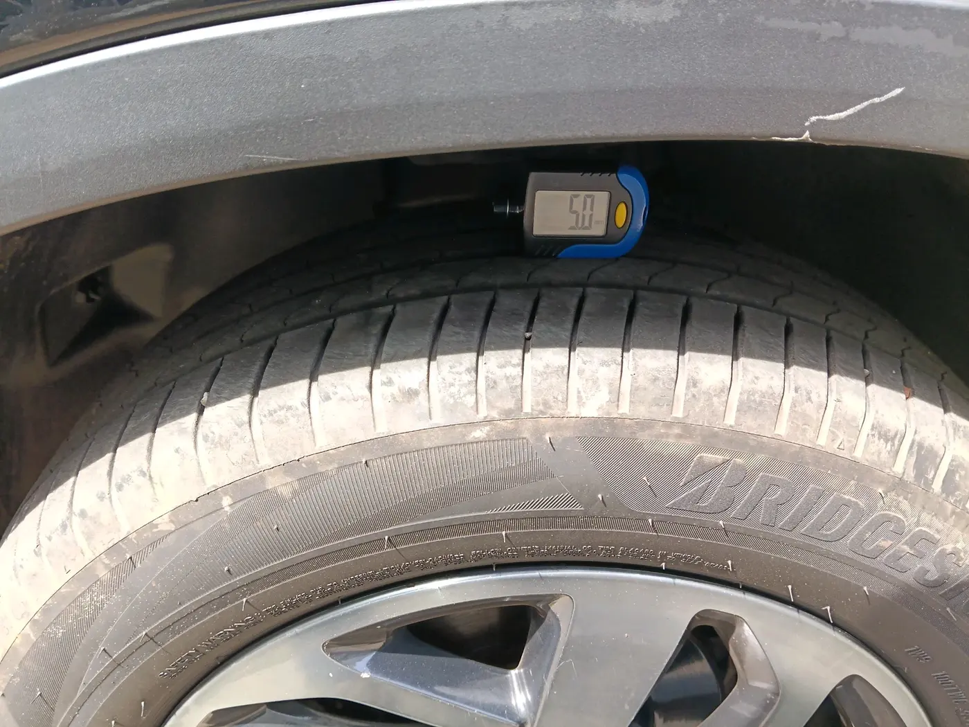 2021 Tata Harrier XZA PLUS 2.0L DARK EDITION, Diesel, Automatic, 1,10,385 km, tyre