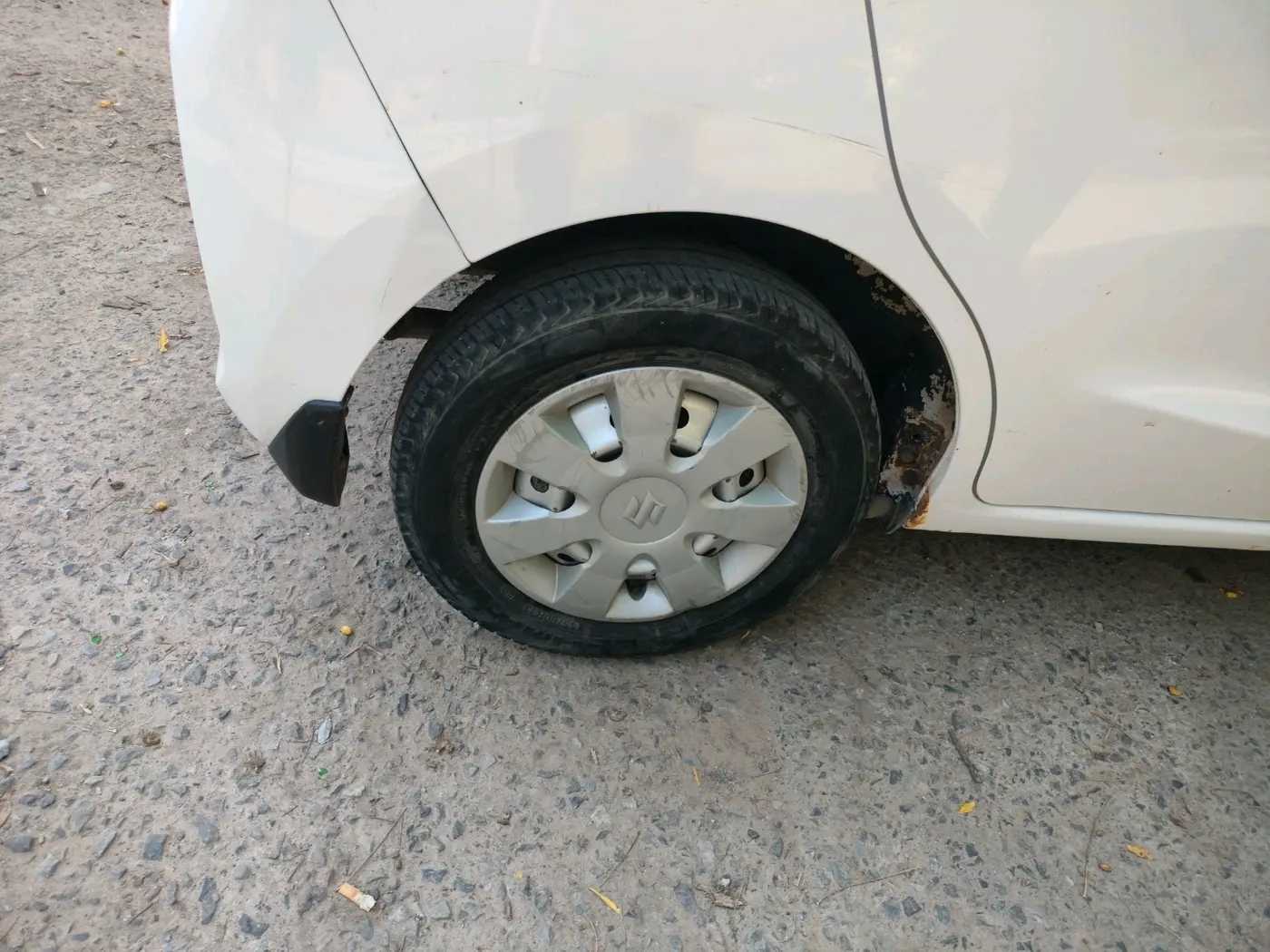 2023 Maruti Alto K10 LXI, CNG, Manual, 47,848 km, tyre