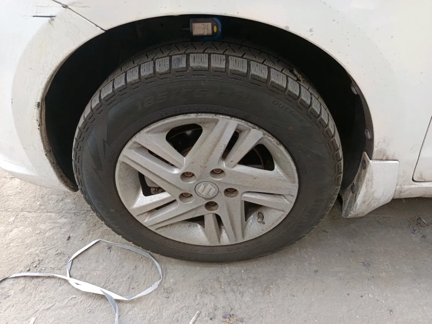 2013 Maruti Ertiga VXI, Petrol, Manual, 69,445 km, tyre