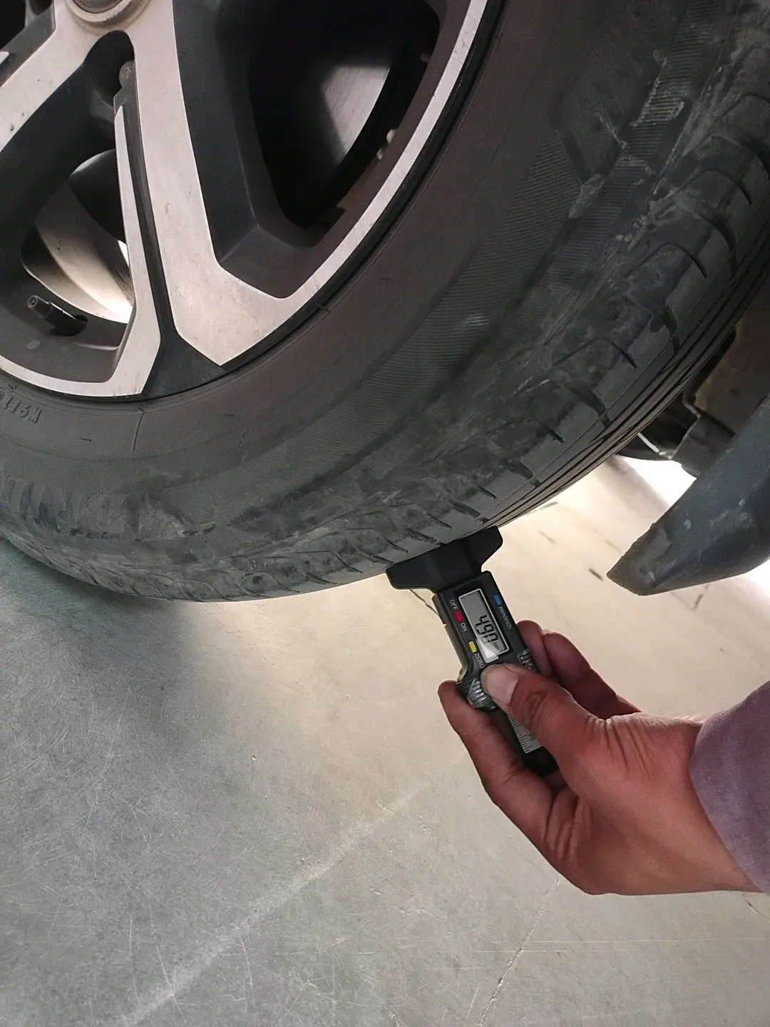 2022 Tata NEXON XZ PLUS (HS) PETROL, CNG, Manual, 31,987 km, tyre