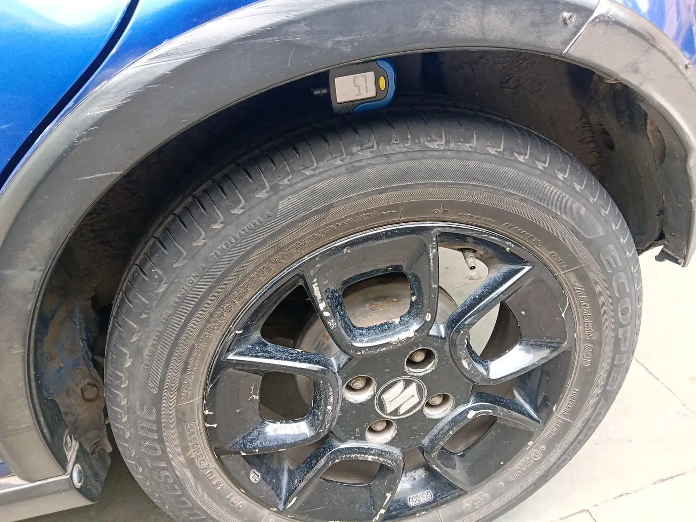 2017 Maruti IGNIS ZETA 1.2, Petrol, Manual, 49,318 km, tyre