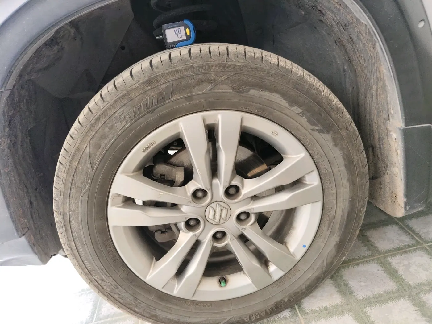 2016 Maruti Vitara Brezza ZDI PLUS, Diesel, Manual, 80,382 km, tyre