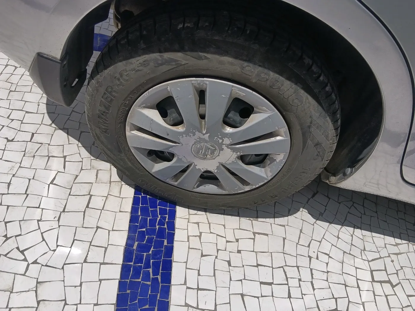 2012 Maruti Swift Dzire VXI, Petrol, Manual, 96,658 km, tyre