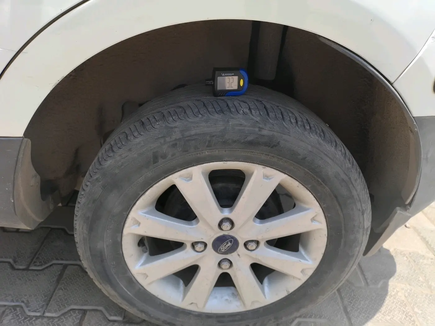 2016 Ford Ecosport AMBIENTE 1.5L PETROL, Petrol, Manual, 92,477 km, tyre