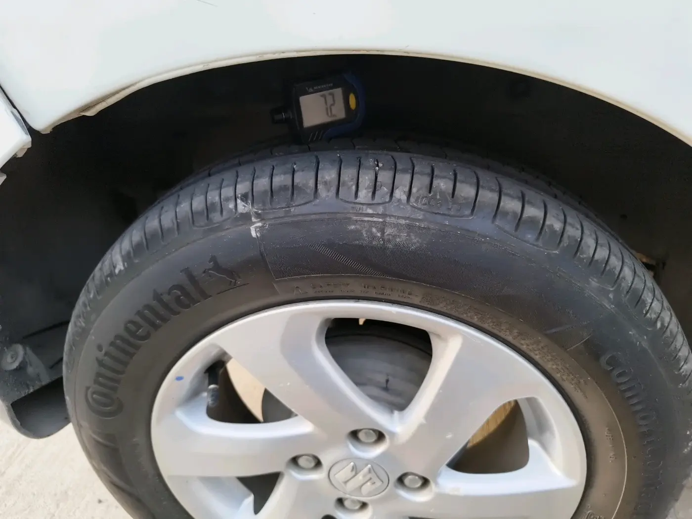 2016 Maruti Celerio ZXI AMT, Petrol, Automatic, 1,37,007 km, tyre