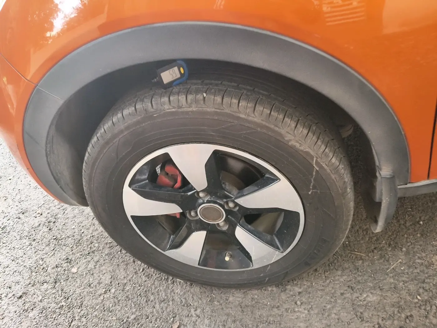 2019 Tata NEXON XZ PLUS PETROL DUAL TONE, Petrol, Manual, 46,207 km, tyre