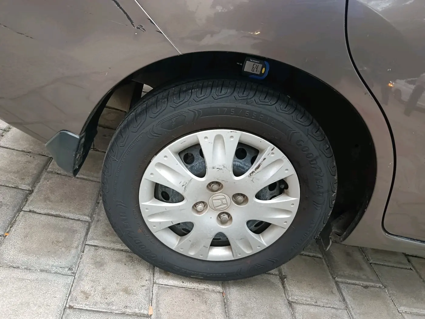 2013 Honda Amaze 1.2L I-VTEC S AT, Petrol, Automatic, 74,523 km, tyre