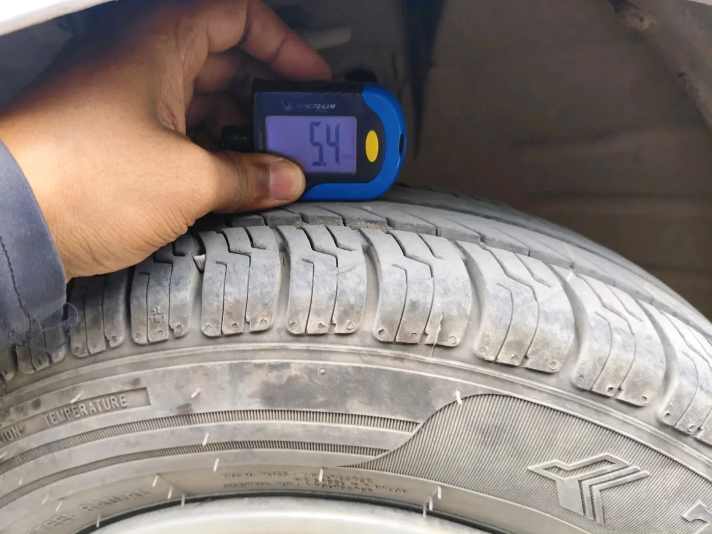 2019 Maruti New Wagon-R LXI CNG (O) 1.0, CNG, Manual, 2,46,139 km, tyre
